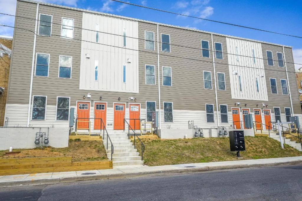 Spacious 3Bedroom Duplex With Rooftop Deck! Washington Bagian luar foto