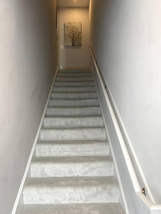 Spacious 3Bedroom Duplex With Rooftop Deck! Washington Bagian luar foto