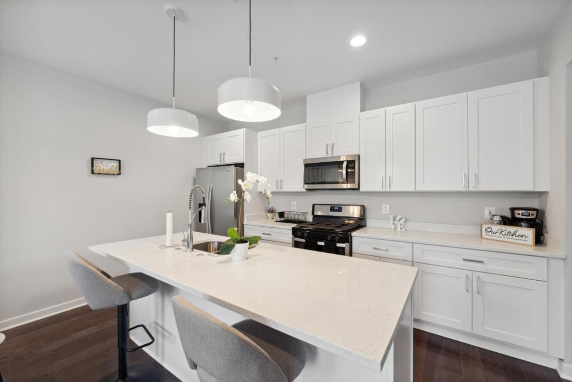 Spacious 3Bedroom Duplex With Rooftop Deck! Washington Bagian luar foto